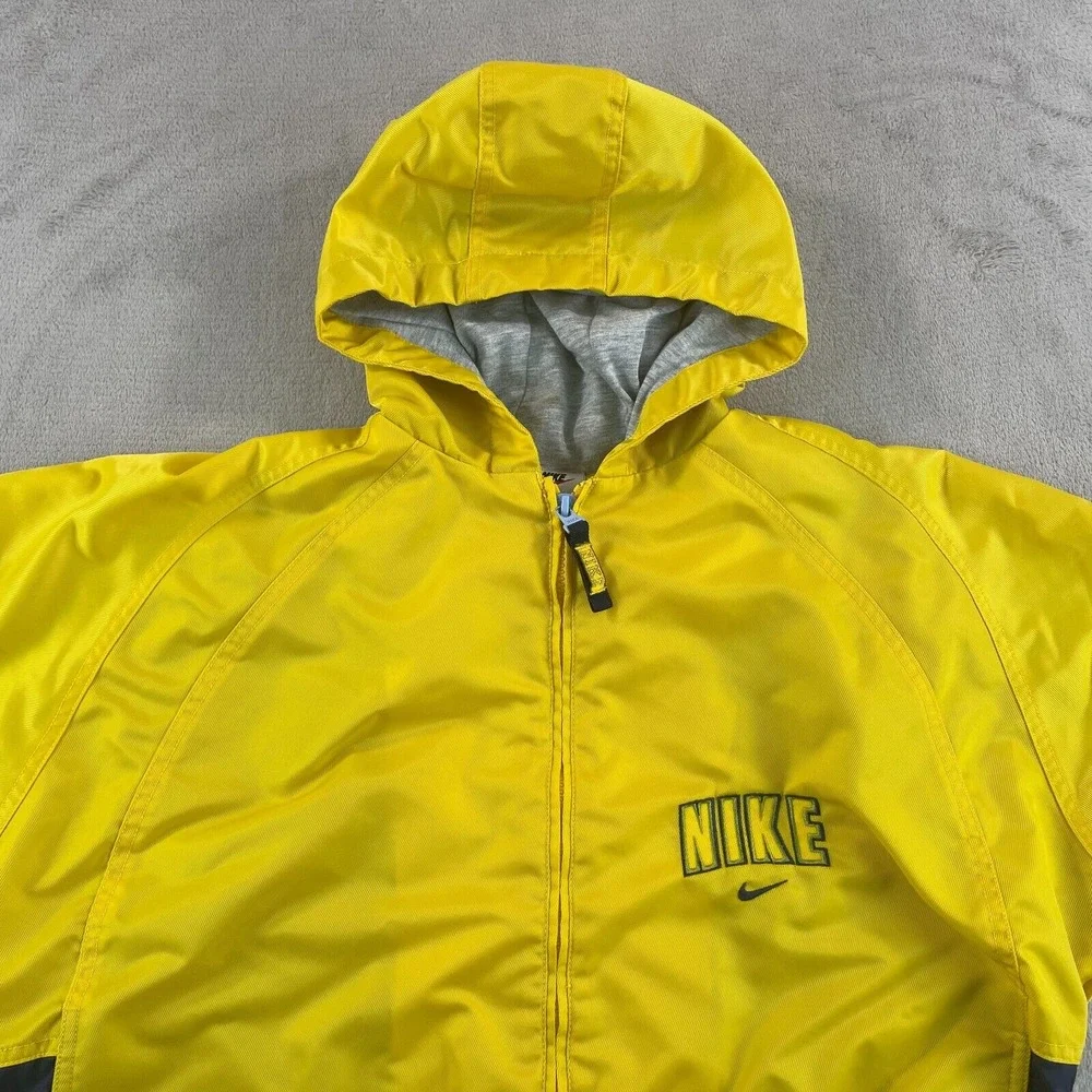 Vintage Nike Swoosh Jacket Youth Boys Medium 10-12 Yellow Fleece Lined FrontLogo